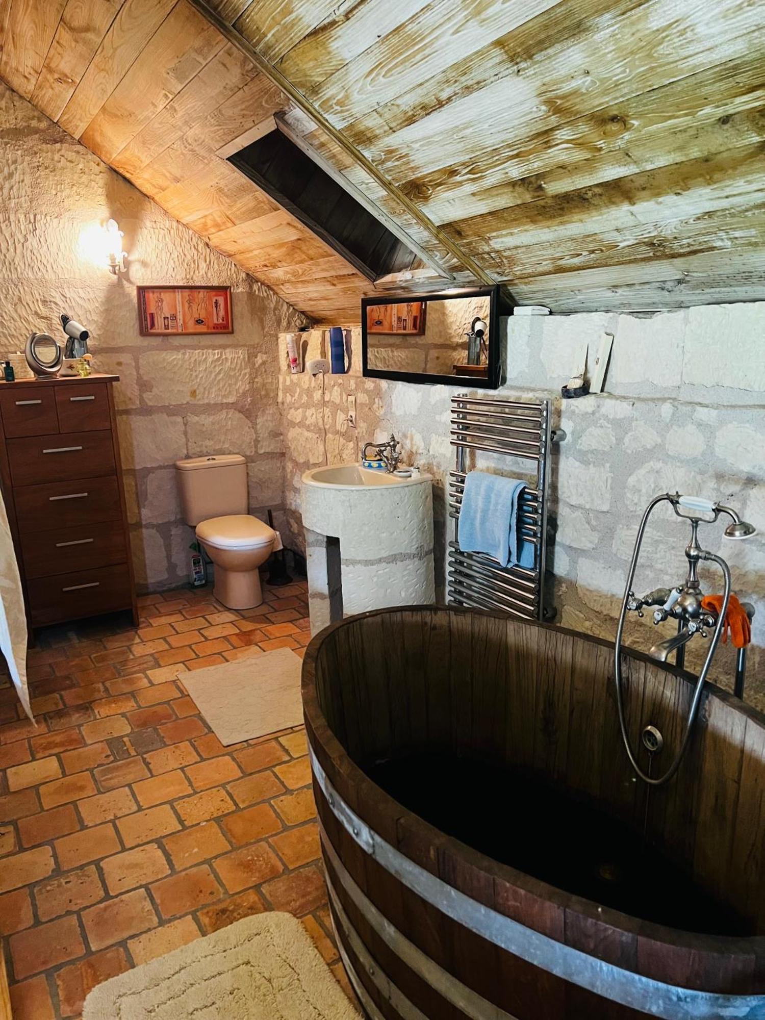 Chateau De La Thibaudiere - Chambre Du Tonneau Allonnes  Buitenkant foto